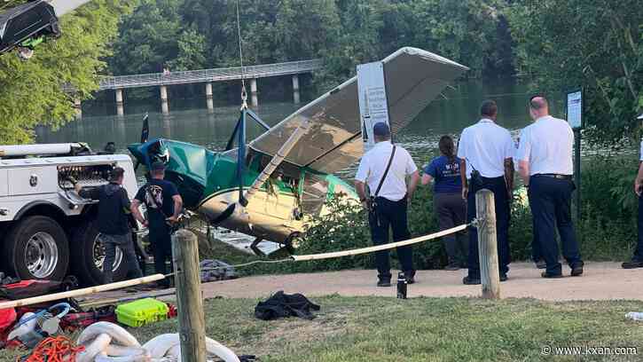 'He did a good job': Austin flight instructor reacts to plane's emergency water landing in Lady Bird Lake