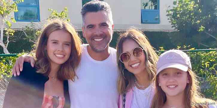Jessica Alba Celebrates Daughter Honor's Graduation: 'Off to High School, Baby Girl!' - PEOPLE