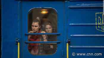 World Refugee Day: a "long vision" needed to help displaced people