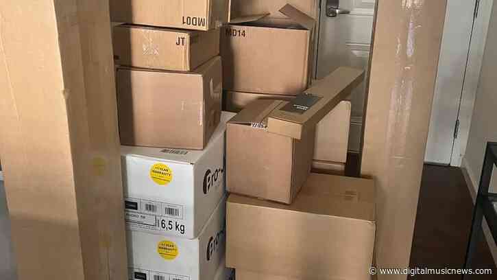 Sonos Shipping Glitch Sends $15K Worth of Speakers to Customer