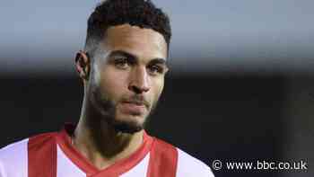 Max Melbourne: Morecambe sign ex-Lincoln City defender