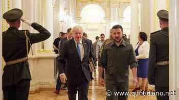 Ucraina news, Johnson a sorpresa a Kiev. Zelensky: "Grazie per sostegno fermo e risoluto" - QUOTIDIANO NAZIONALE