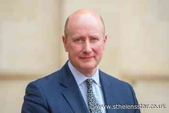 Geidt says he quit over 'important issue of principle' - St Helens Star