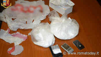 Mezzo chilo di cocaina nascosto tra i sedili dell'auto