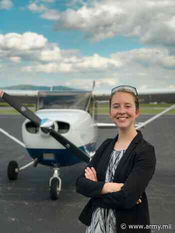 Virginia Soldier provides cost-free aviation training to deployed service members - United States Army