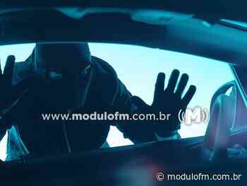 Homem deixa chave na ignição e tem carro furtado em Coromandel - Módulo FM