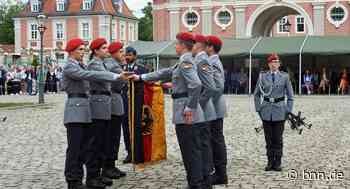 Gelöbnis in Bruchsal: Rekruten bekennen sich zur Bundeswehr - BNN - Badische Neueste Nachrichten