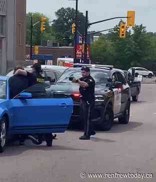 OPP use energy weapon during arrest downtown Pembroke - renfrewtoday.ca
