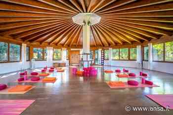 Connessi a natura tra yoga e meditazione in hotel Bari Sardo - Agenzia ANSA