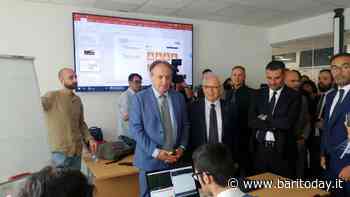 Il ministro dell'Istruzione Bianchi visita l'Apulia Digital Maker a Bari: "Eccellenza del Mezzogiorno per le nuove professioni" - BariToday