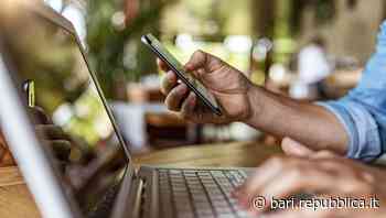 Bari, finge di essere un calciatore 15enne e abusa online di quattro minorenni: 49enne condannato a 6 anni e … - La Repubblica