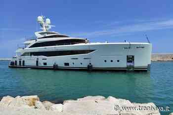 Dal Bahrain a Trani: è arrivato Serenity, lo yacht reale di 42 metri - TraniViva