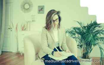 Selling 'Coaching' is Hard — Do This Instead | by Chris Gardener | Jun, 2022 - DataDrivenInvestor