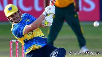 T20 Blast: Birmingham Bears hit record total in win over Notts Outlaws, Surrey maintain unbeaten start