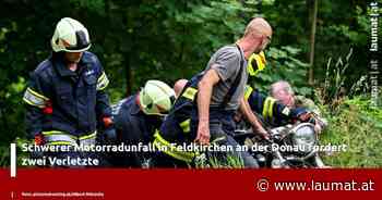 Schwerer Motorradunfall in Feldkirchen an der Donau fordert zwei Verletzte - laumat|at