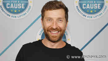 Country singer Brett Eldredge discusses dealing with anxiety on new album ‘Songs About You’