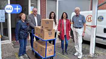 Sehnde: Unternehmer spendiert Tafel 100 Liter Sonnenblumenöl - HAZ