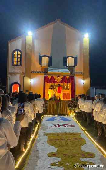 Feriado de Corpus Christi é celebrado com missas e tapetes em Guapimirim - O Dia