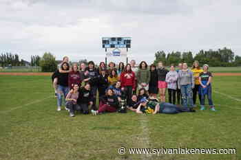 Wetaskiwin Warriors girls football teams finish season on a high note - Sylvan Lake News