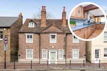 Take a look inside the £1 million cottage in Bexley on Rightmove now