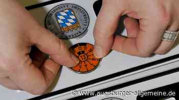 Polizei entdeckt falsche TÜV-Plakette an Auto in Neu-Ulm