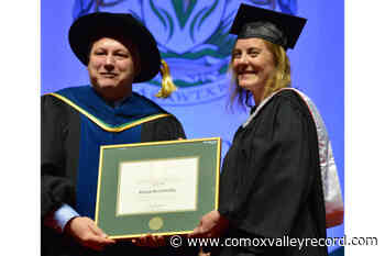 Comox resident scores perfect GPA for her master’s of social work degree - Comox Valley Record