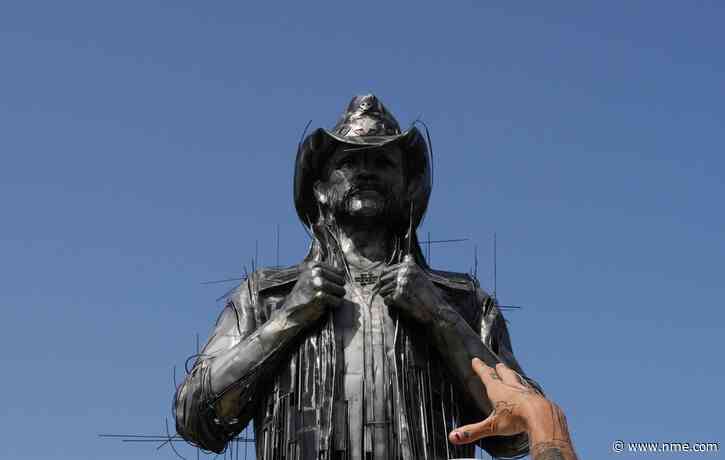 Huge Lemmy statue unveiled at France’s Hellfest