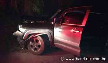 Cinco pessoas ficam feridas após acidente de transito em Ubatuba - Band Jornalismo