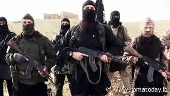 "Incendiare palazzi e foreste": le chat del combattente virtuale dell'Isis arrestato per terrorismo