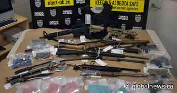 Police seize suspected fentanyl and firearms in Red Deer - Global News