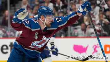 Avalanche throttle Lightning in Game 2 to take 2-0 Stanley Cup Final lead