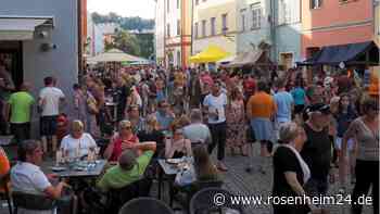 Tausende feiern beim Nationenfest - So kam das erste Wasserburger Bier seit 28 Jahren an