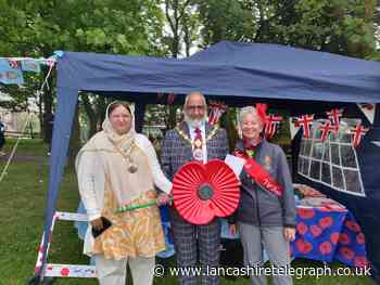 Hundreds turn out to enjoy return of Oswaldtwistle carnival and parade