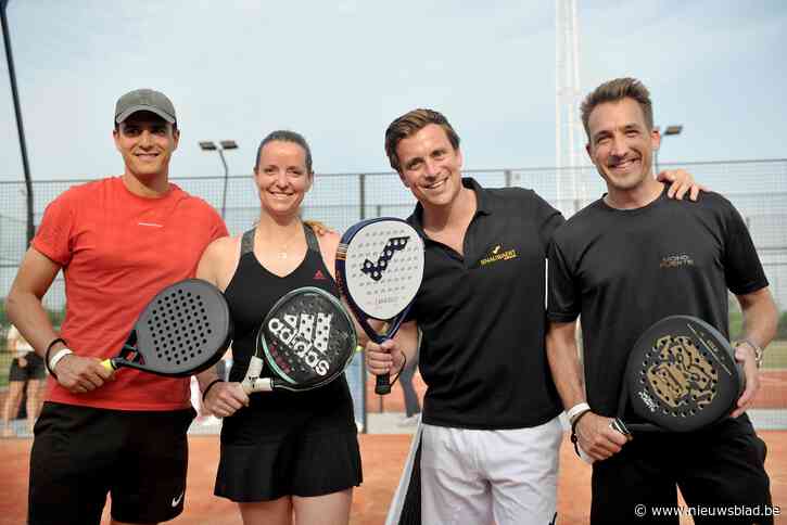 IN BEELD. BV’s slaan balletje tijdens opening van padelclub van Niels Destadsbader