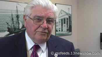 Longtime Virginia Beach council member, former mayor Louis Jones dies