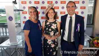 La regina Elisabetta premia una vigilessa di Montemurlo (Prato): ha fatto curare un clochard suddito di sua M… - La Repubblica Firenze.it