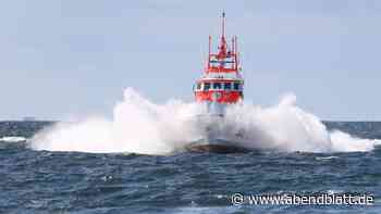 Notfall auf der Ostsee: Segelyacht läuft vor Fehmarn auf Grund - Hamburger Abendblatt