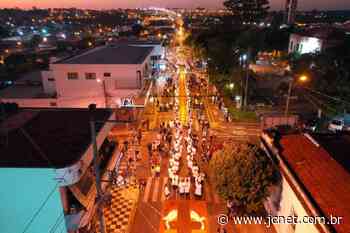 Corpus Christi leva dezenas de fiéis às ruas em Agudos - Jornal da Cidade de Bauru