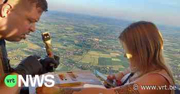 Tattooshop uit Mechelen tatoeëert vanuit luchtballon voor 25ste verjaardag - VRT NWS