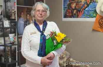 Suzanne leaves divine imprint upon Information Centre - CochraneNow.com