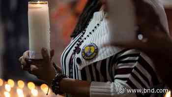 Tight Colombian runoff pits former rebel against millionaire - Belleville News-Democrat