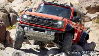 2022 Ford Bronco Raptor: This Big Bronco Is Here video     - CNET