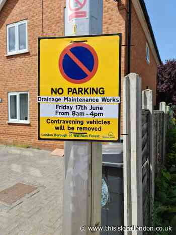 Chingford people stop Waltham Forest Council yellow lines