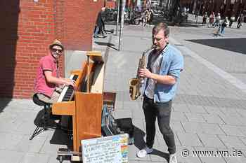 Musiker-Duo reist ohne Geld von Münster nach Valencia