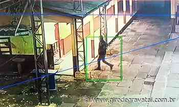 Ladrão é preso ao ser flagrado invadindo escola em Cachoeirinha - Giro de Gravataí -