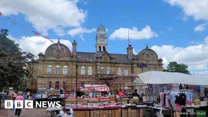 Wakefield by-election: The view from the margins - BBC