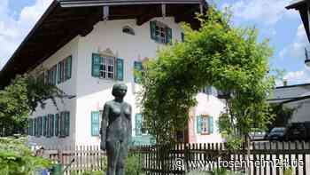 Priener KunstZeit: Führungen mit Kuratorin Inge Fricke durch das Ortszentrum