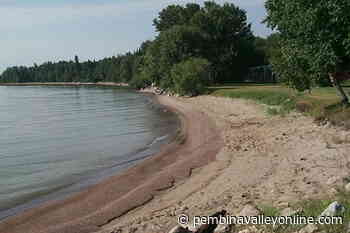 Carman Dufferin Fire Department rescue stranded rafter on Stephenfield Lake - PembinaValleyOnline.com