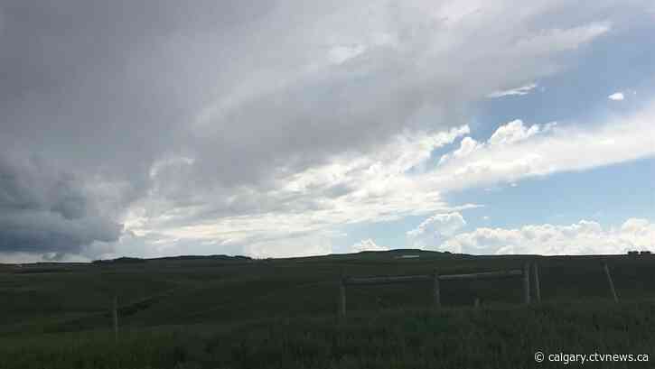 Evening thundershower risk for Calgary; rainy for the next few days