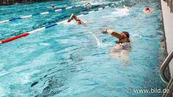 Schwimmbad-Revolution: Siegen (NRW) erlaubt oben ohne für alle - BILD